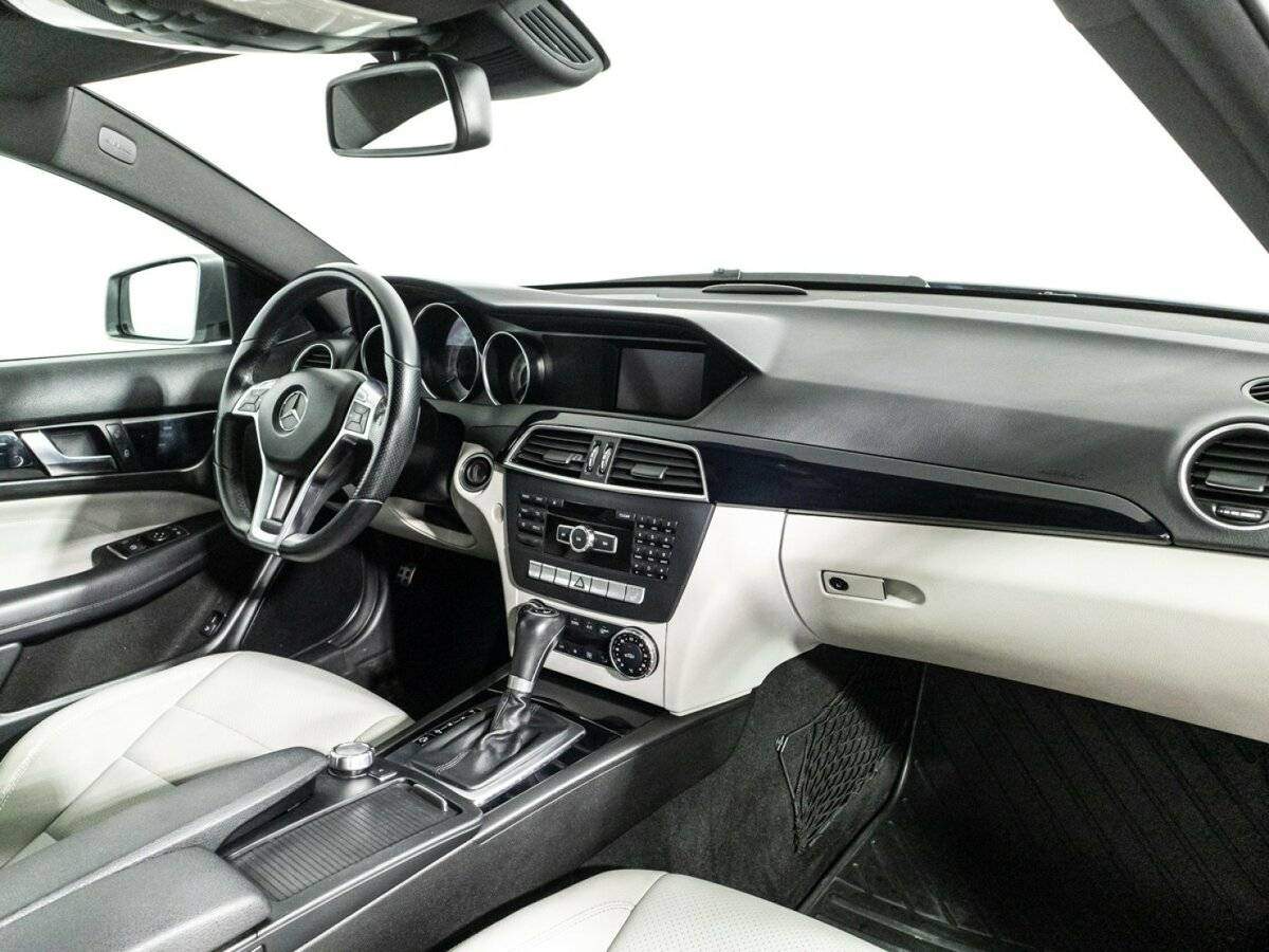 Купить Mercedes-Benz C-Класс 180, 2012, 68 874 км, фото №9