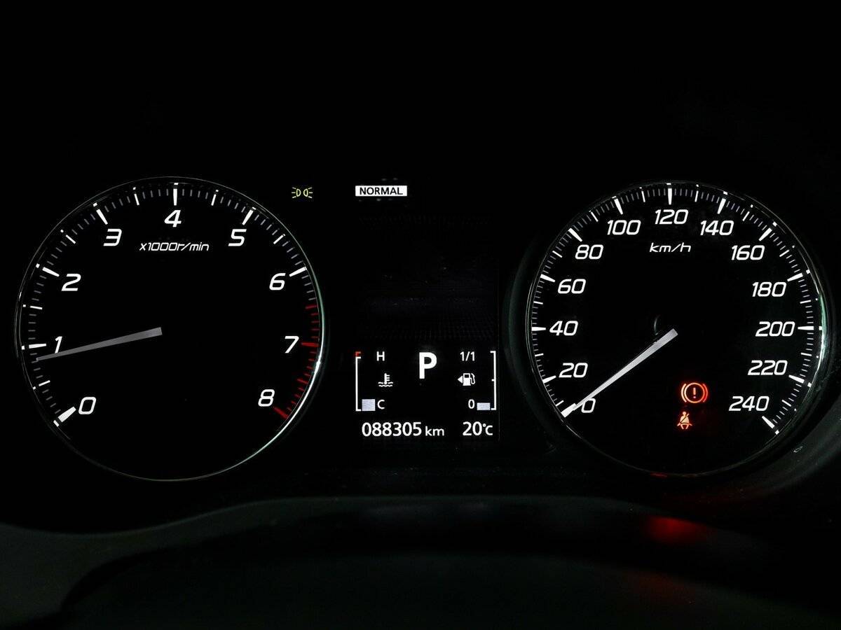 Купить Mitsubishi Outlander, 2021, 88 000 км, фото №11