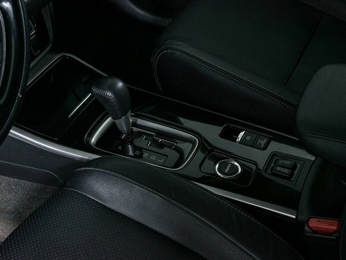 Купить Mitsubishi Outlander, 2018, 137 000 км, фото №16