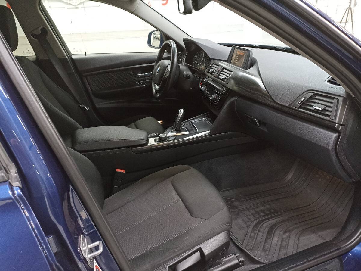 Купить BMW 3 серии 318i, 2016, 222 762 км, фото №11