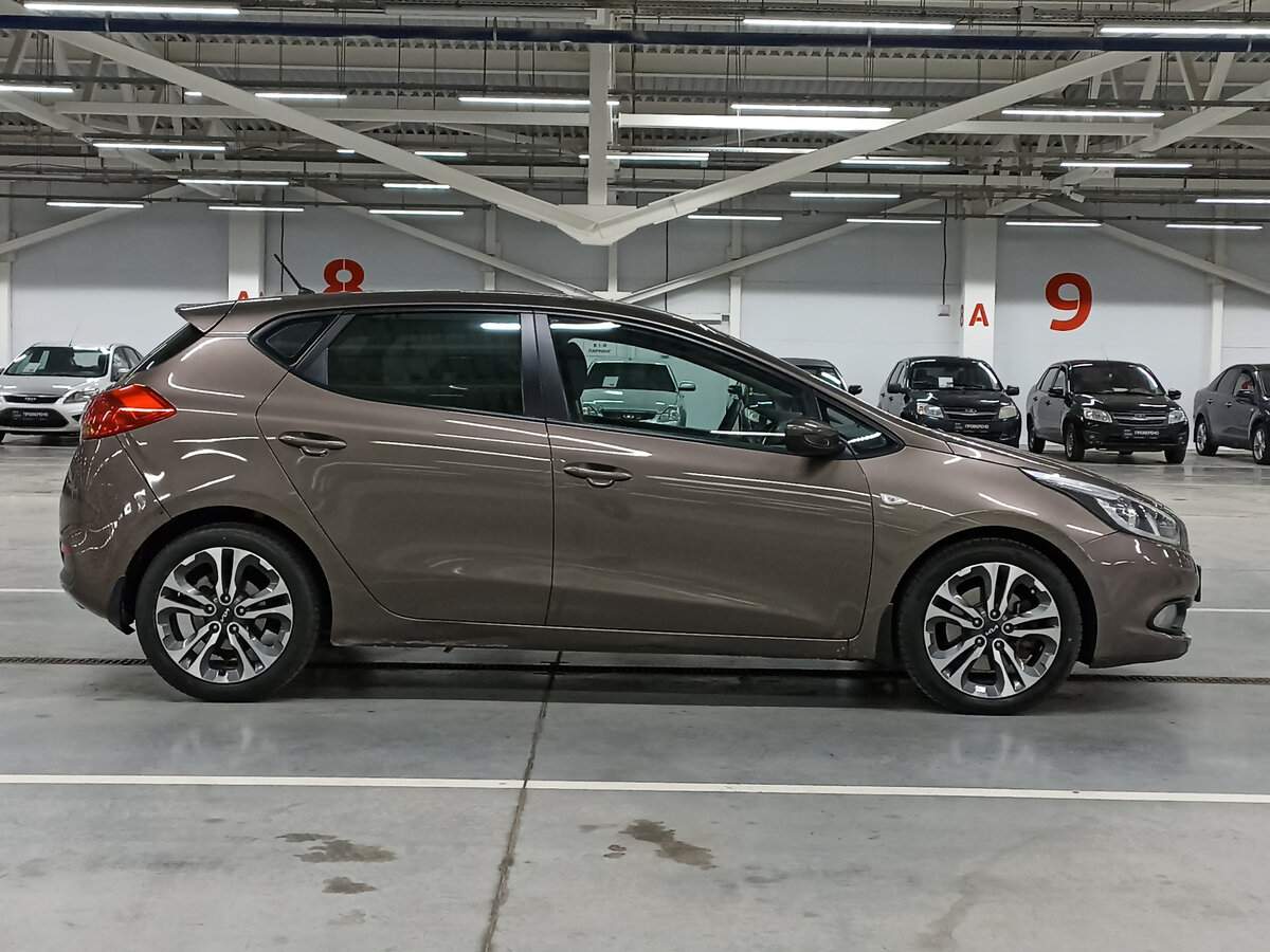 Купить Kia Ceed, 2013, 235 073 км, фото №4