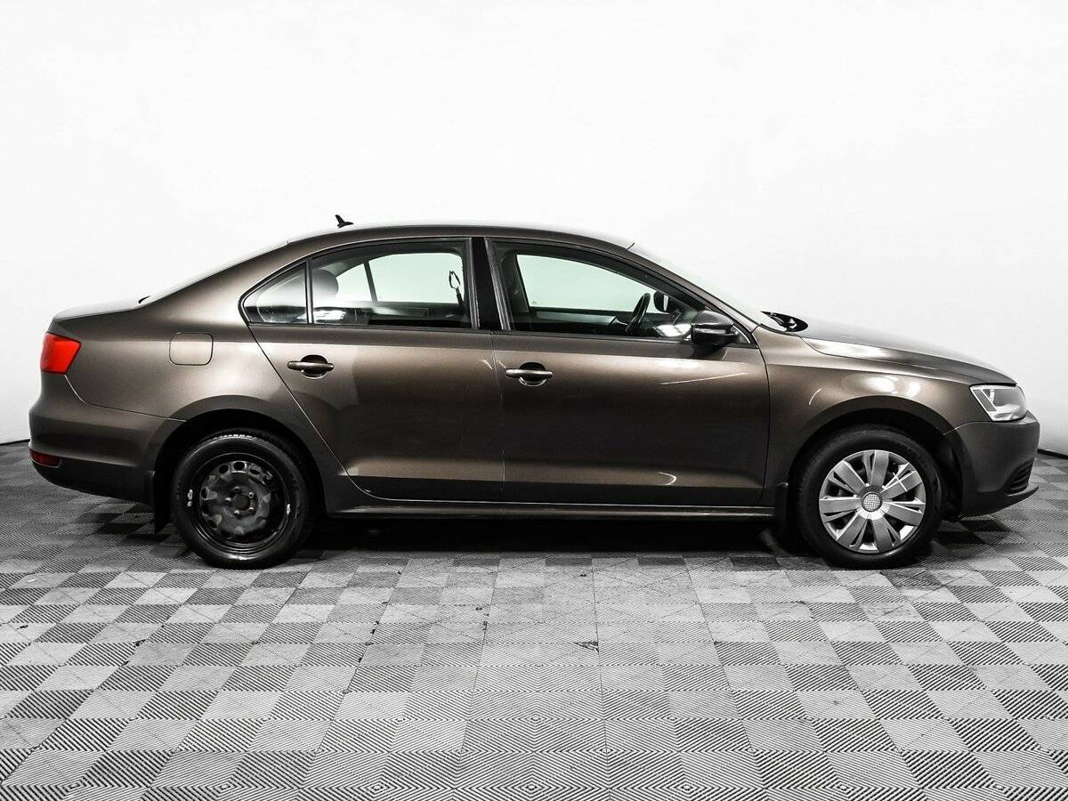 Купить Volkswagen Jetta, 2013, 116 150 км, фото №4