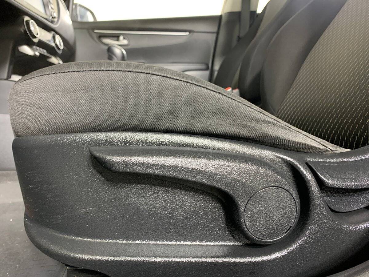 Купить Kia Rio X-Line, 2018, 97 191 км, фото №16