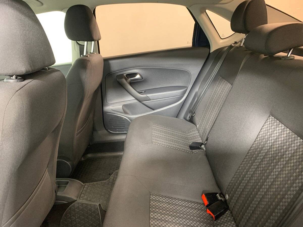 Купить Volkswagen Polo, 2017, 245 685 км, фото №18