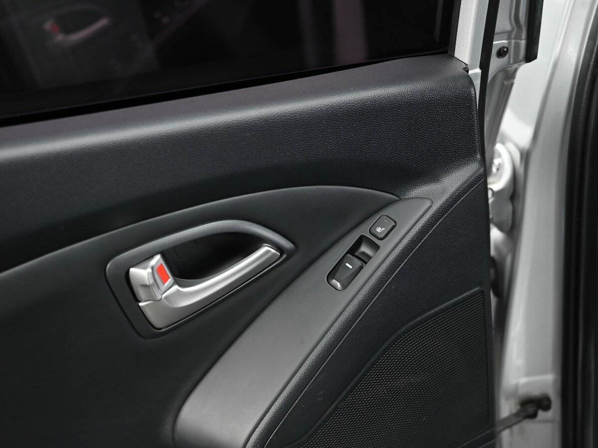 Купить Hyundai ix35, 2012, 162 500 км, фото №16