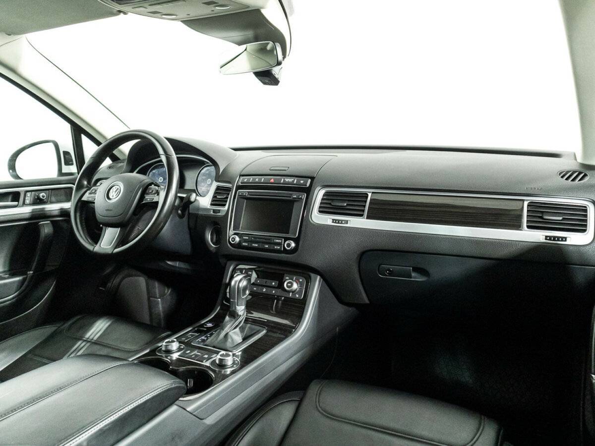 Купить Volkswagen Touareg, 2016, 188 893 км, фото №9