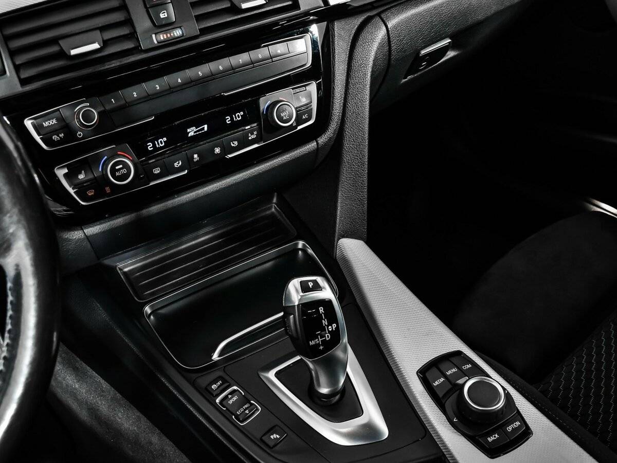 Купить BMW 3 серии 320i xDrive VI (F3x) Рестайлинг, 2017, 89 713 км, фото №15