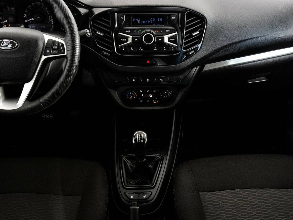 Купить Lada (ВАЗ) Vesta I, 2018, 161 598 км, фото №9