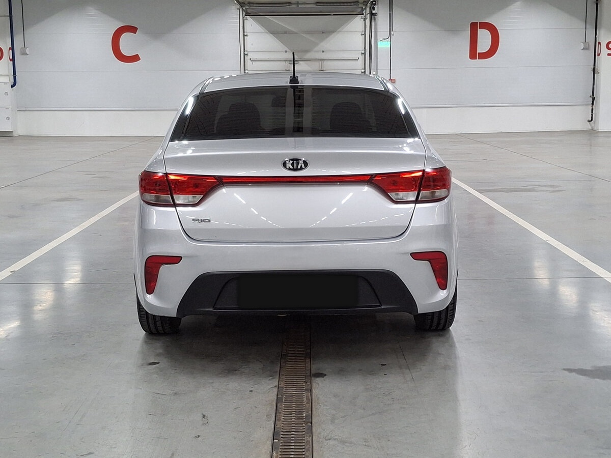 Купить Kia Rio IV, 2017, 180 535 км, фото №6