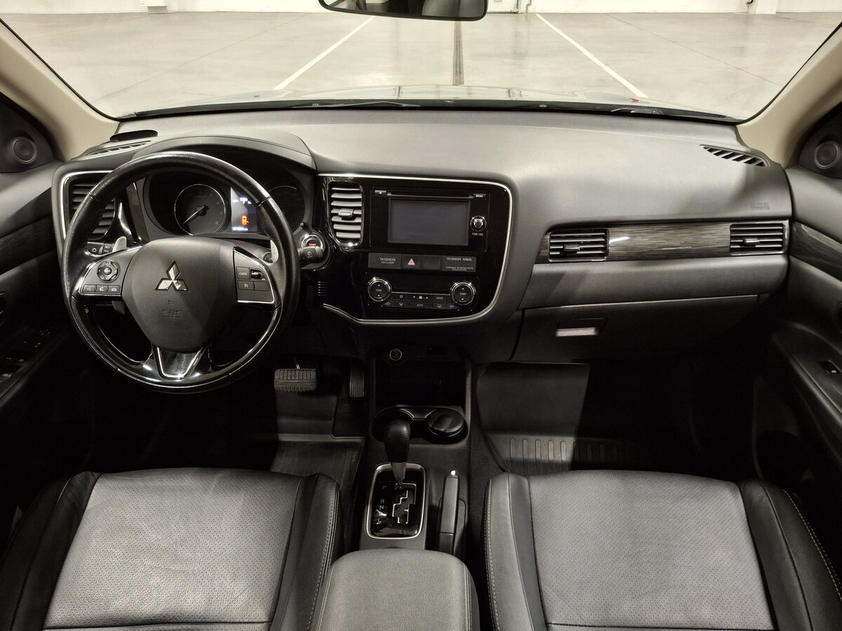 Купить Mitsubishi Outlander III Рестайлинг 2, 2016, 77 853 км, фото №14