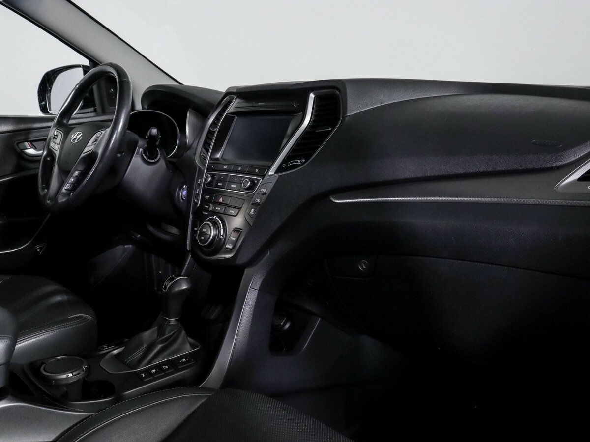 Купить Hyundai Santa Fe Grand III Рестайлинг, 2017, 63 759 км, фото №9