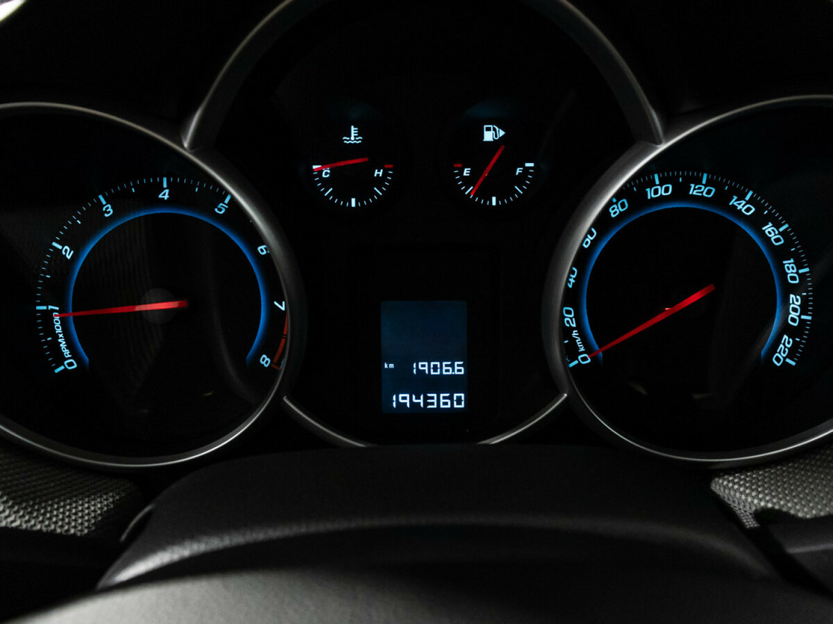 Купить Chevrolet Cruze I Рестайлинг, 2012, 194 357 км, фото №12