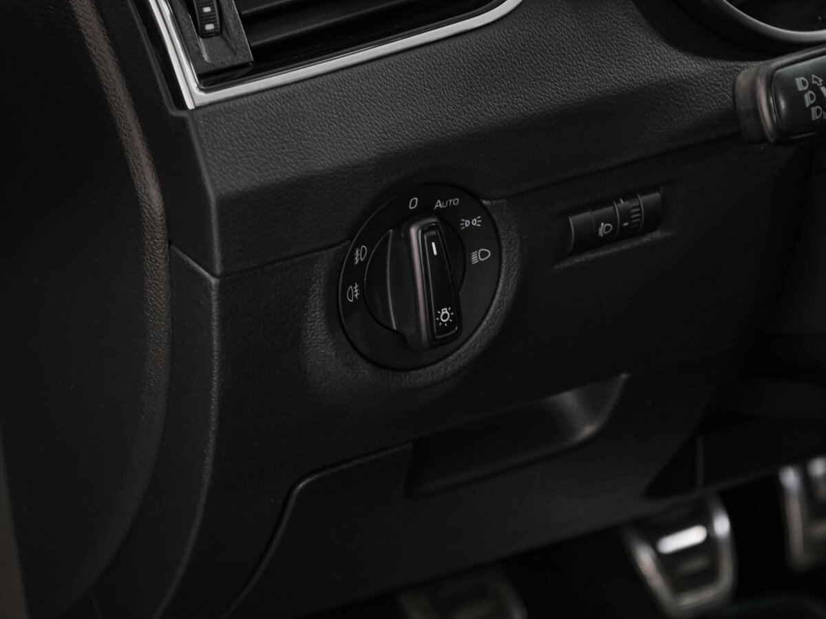 Купить Skoda Octavia III (A7), 2016, 152 681 км, фото №11