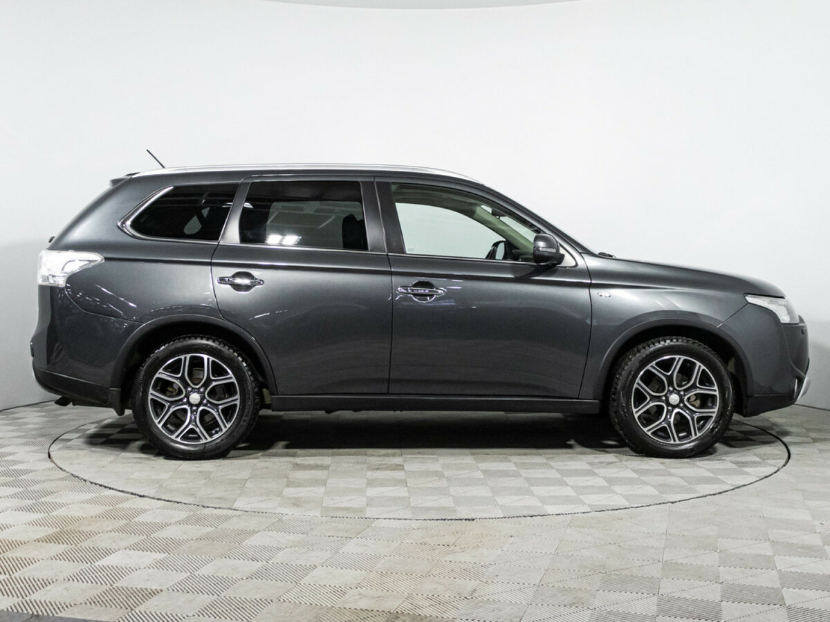 Купить Mitsubishi Outlander III Рестайлинг, 2014, 121 050 км, фото №4