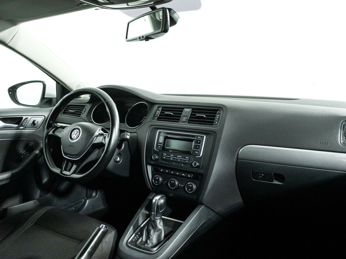Купить Volkswagen Jetta VI Рестайлинг, 2016, 247 728 км, фото №9