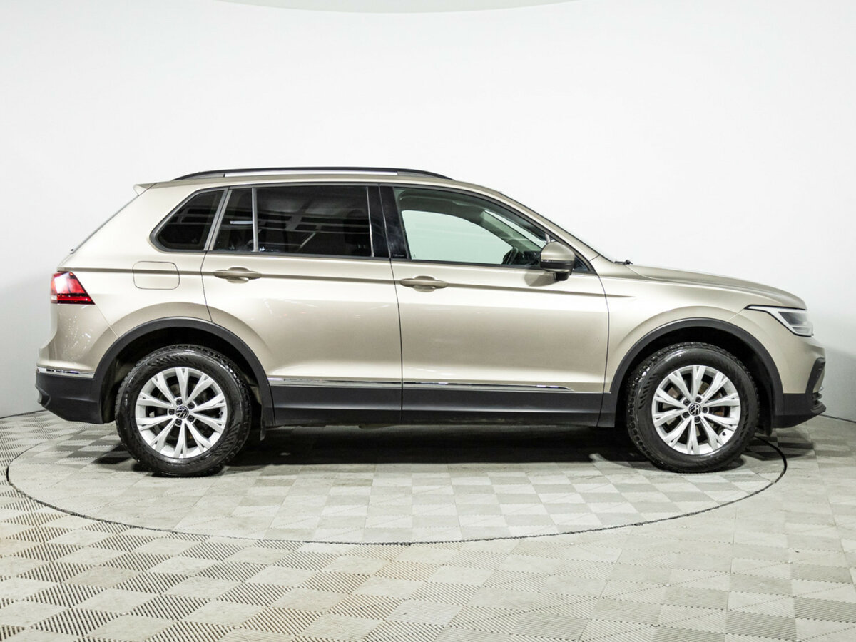 Купить Volkswagen Tiguan II Рестайлинг, 2021, 94 592 км, фото №4