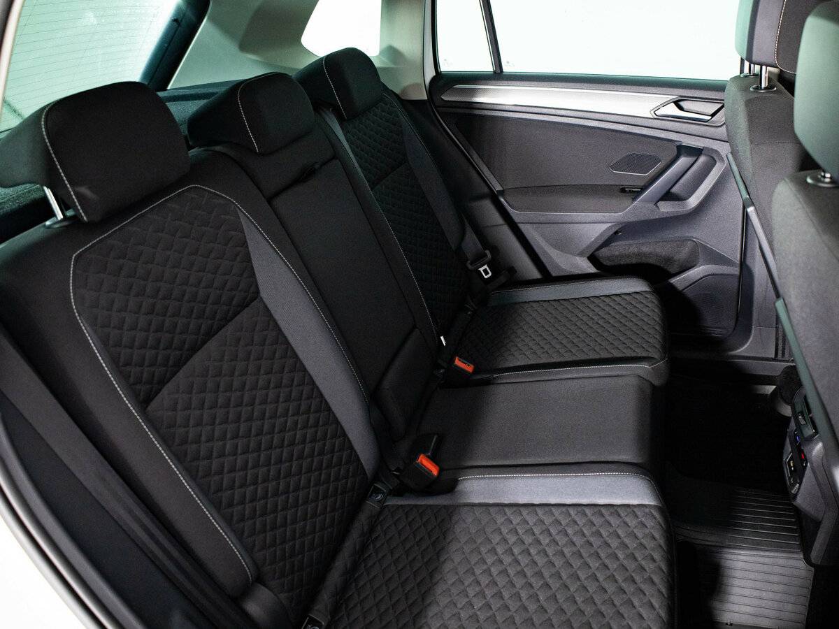 Купить Volkswagen Tiguan II, 2018, 45 750 км, фото №12