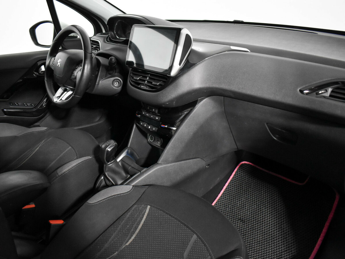 Купить Peugeot 208 I, 2013, 190 000 км, фото №12