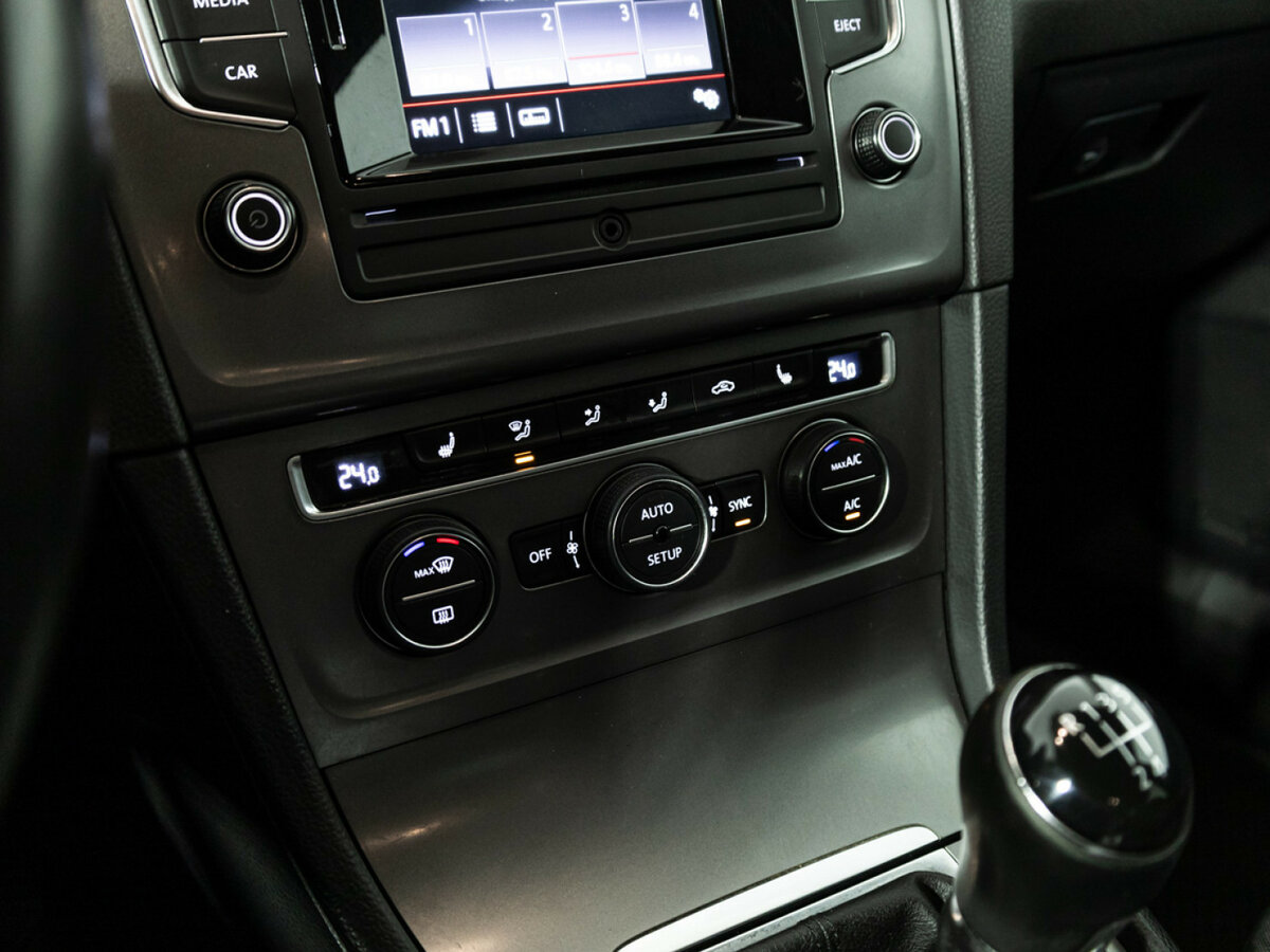 Купить Volkswagen Golf VII, 2013, 233 337 км, фото №16