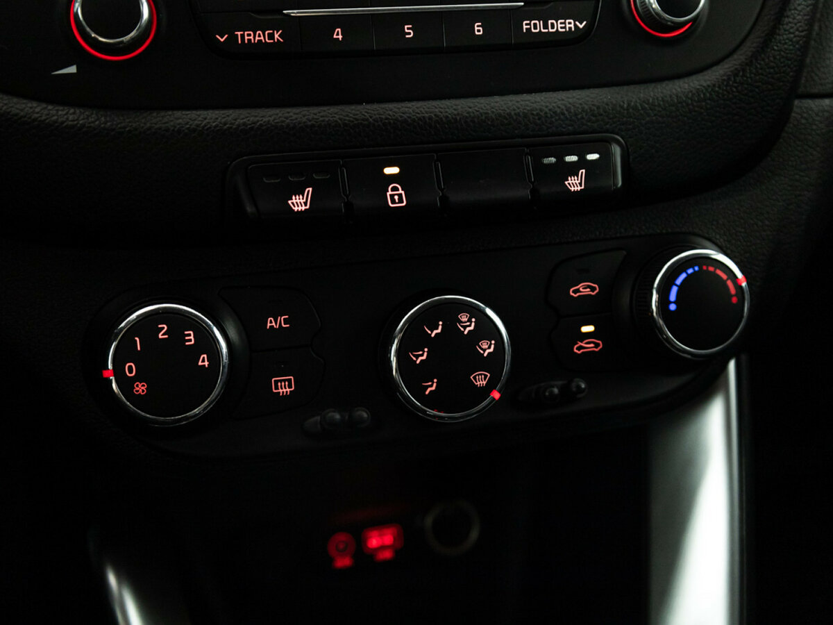 Купить Kia Ceed II Рестайлинг, 2016, 65 800 км, фото №15